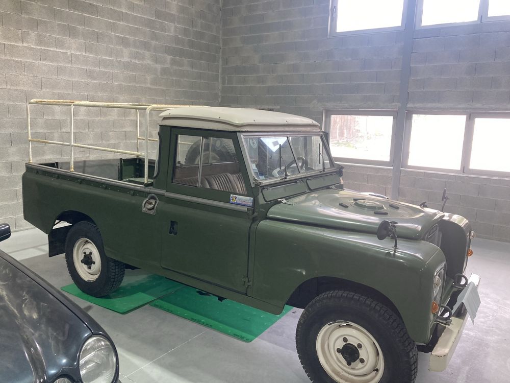 LAND-ROVER A Long 109, motor diesel  2.3  ano 1962