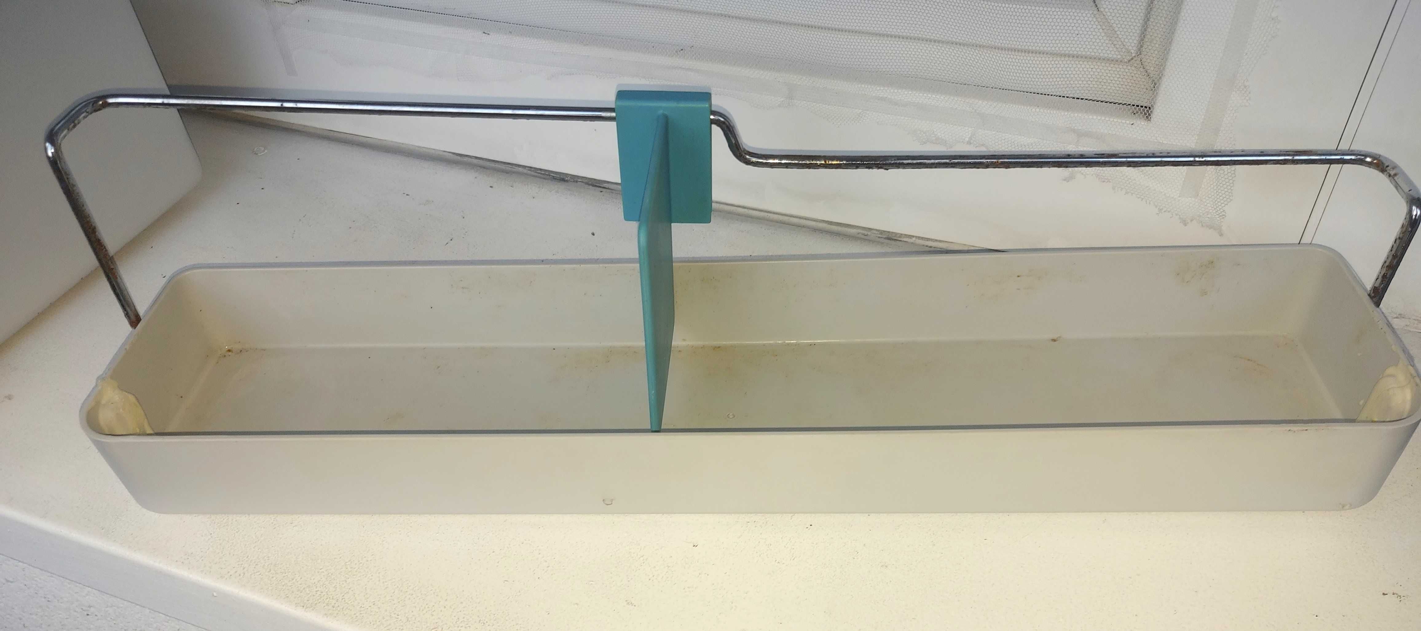 Długa półka na drzwi Lodówka Bosch KGS 3772 wym 47,2x11x4,4