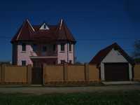 Сдам большой двухэтажный дом в  Александровке возле Черноморска.