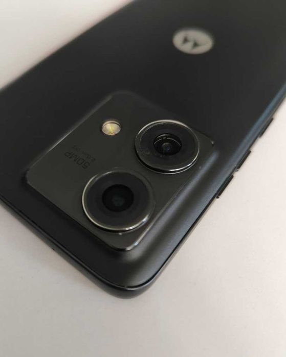 Motorola Edge 40 Neo 12 GB RAM / 256 GB