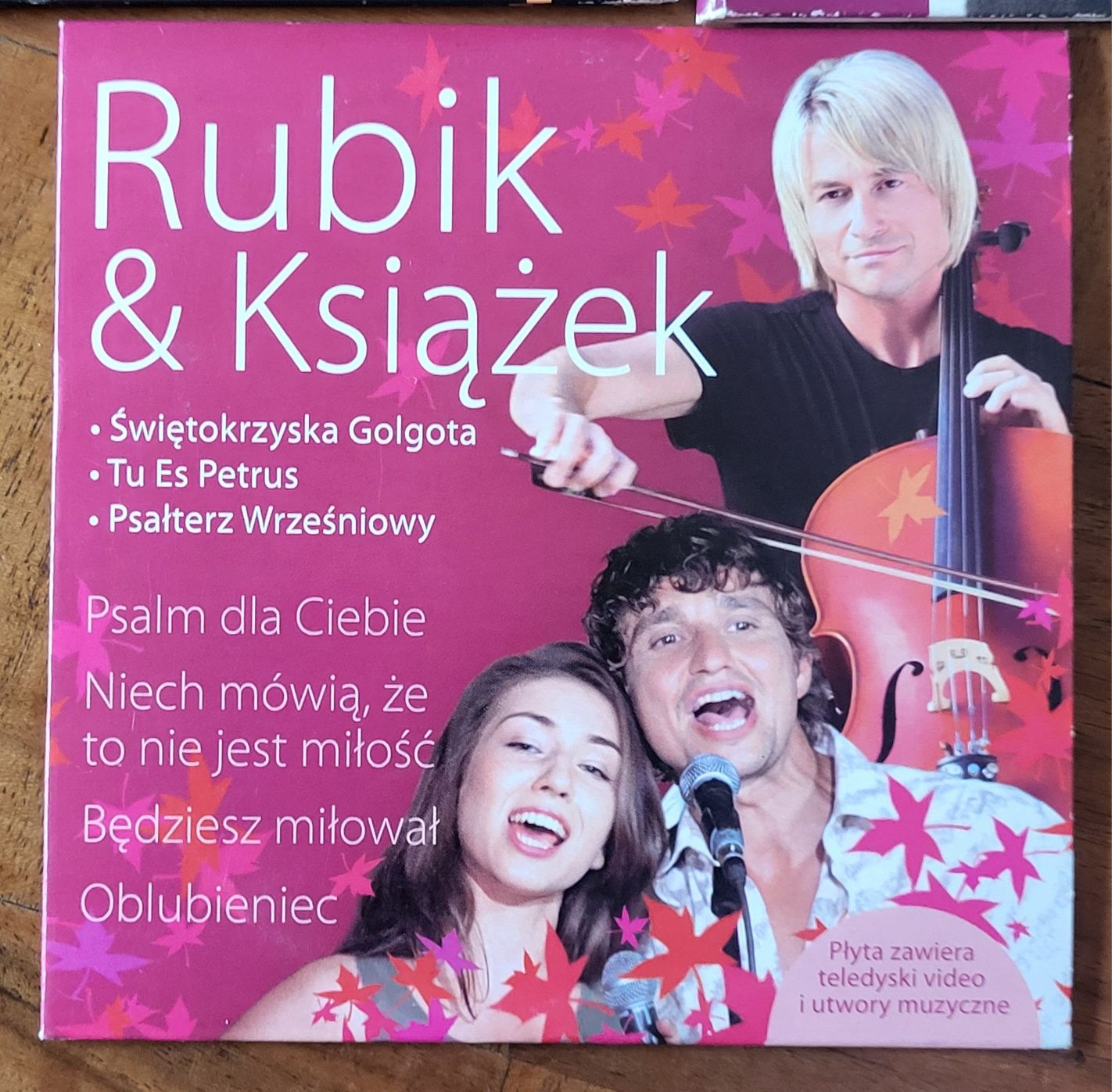 Rubik trzy płyty CD i DVD.
