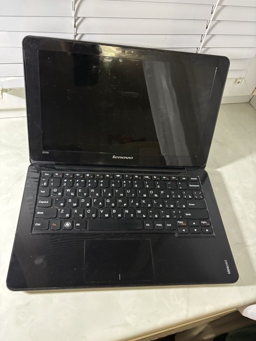 Нетбук Lenovo S206