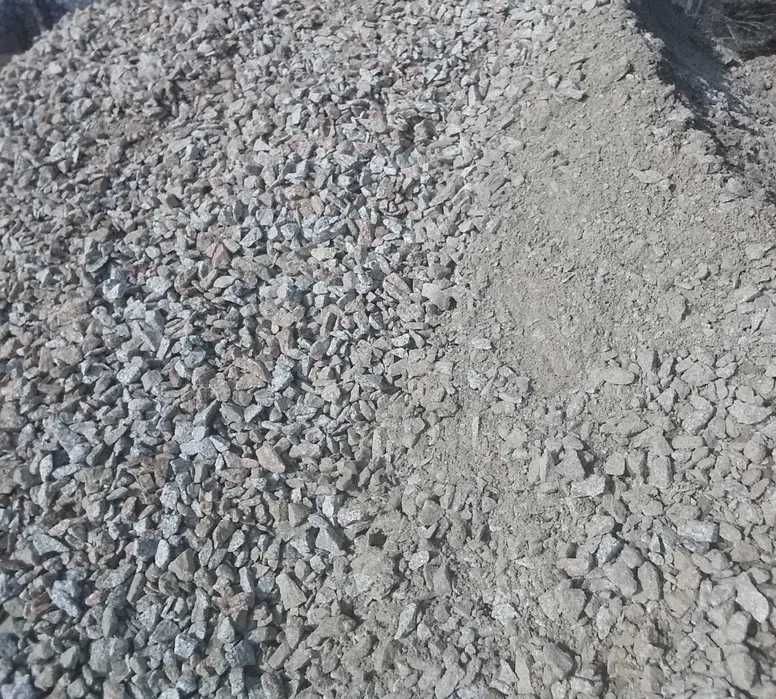 Czarnoziem, piach, kruszywo granitowe 0-31,5/60, frez asfsltowy, kora