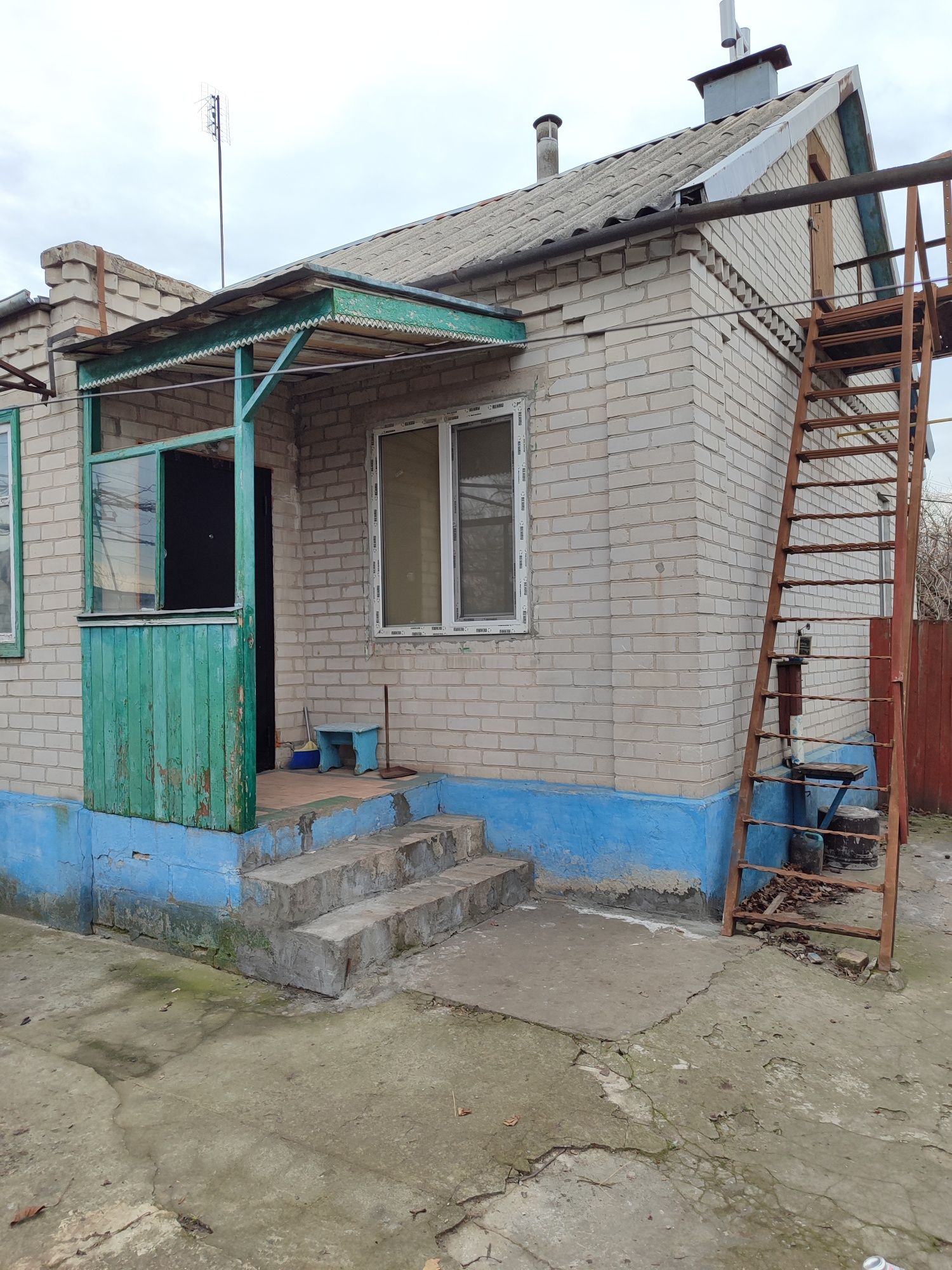 Продається добротний будинок