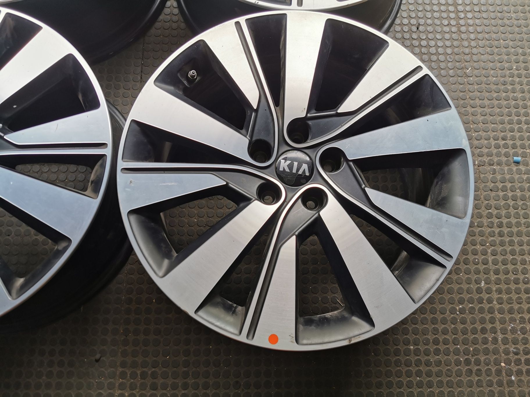 Диски Kia R19 5*114.3