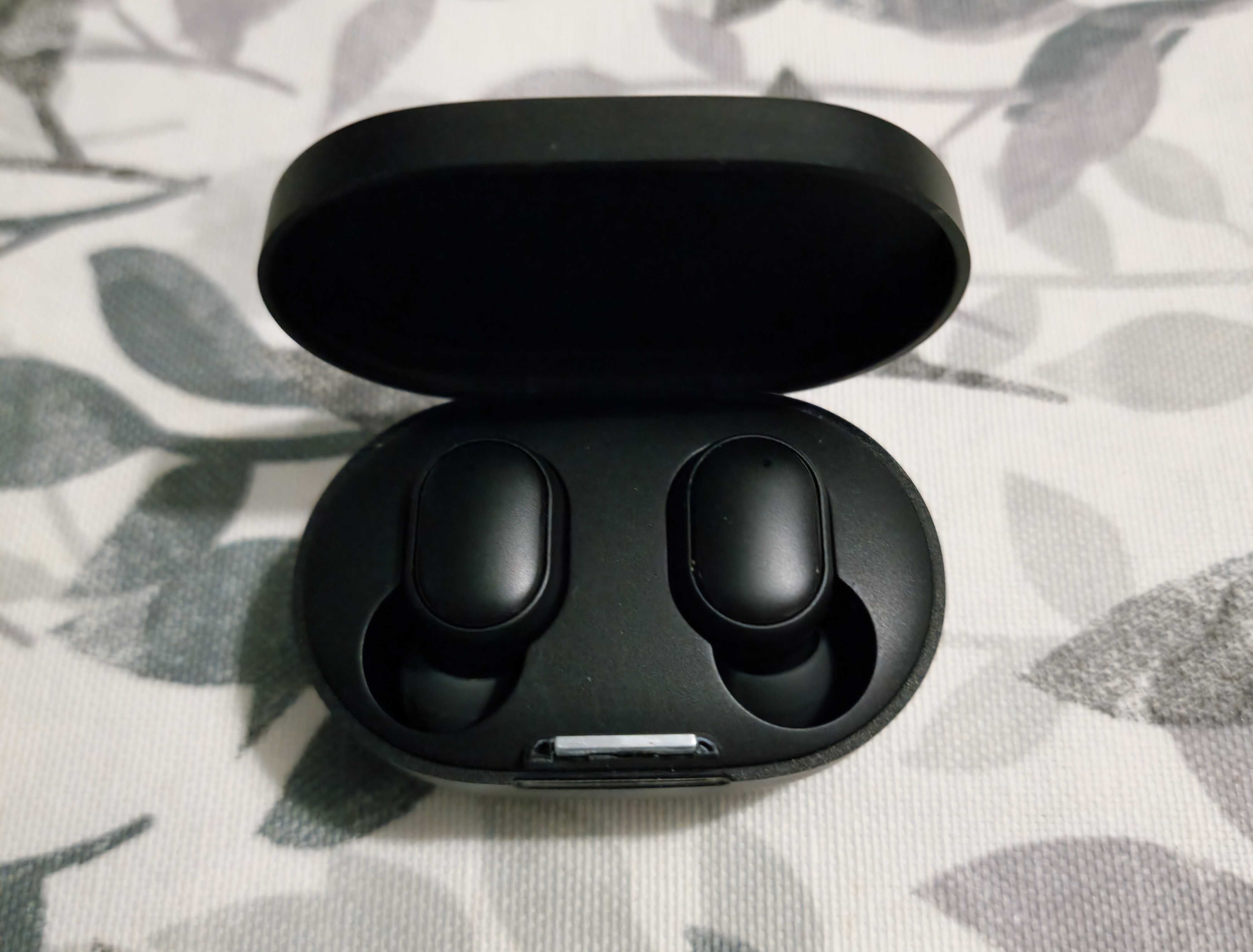 Mi True Wireless Earbuds Basic 2