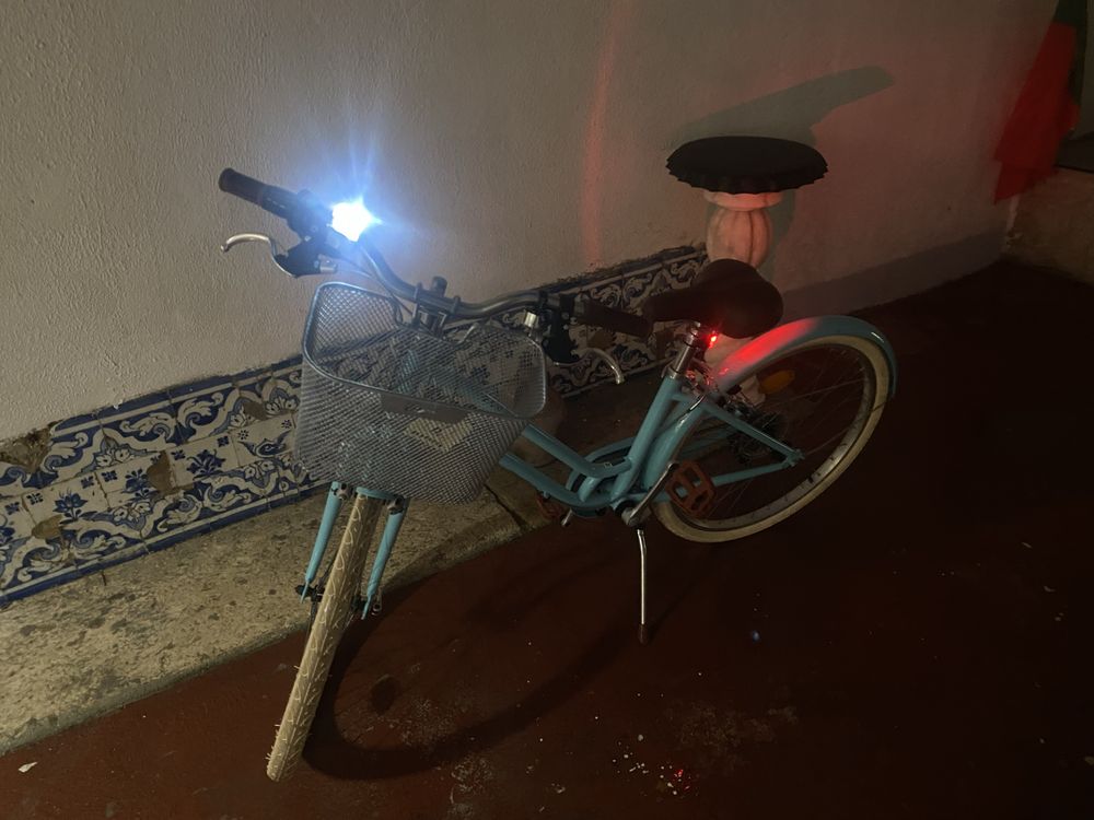 Bicicleta junior praticamente nova