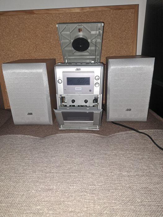 Wieża mini JVC MP3