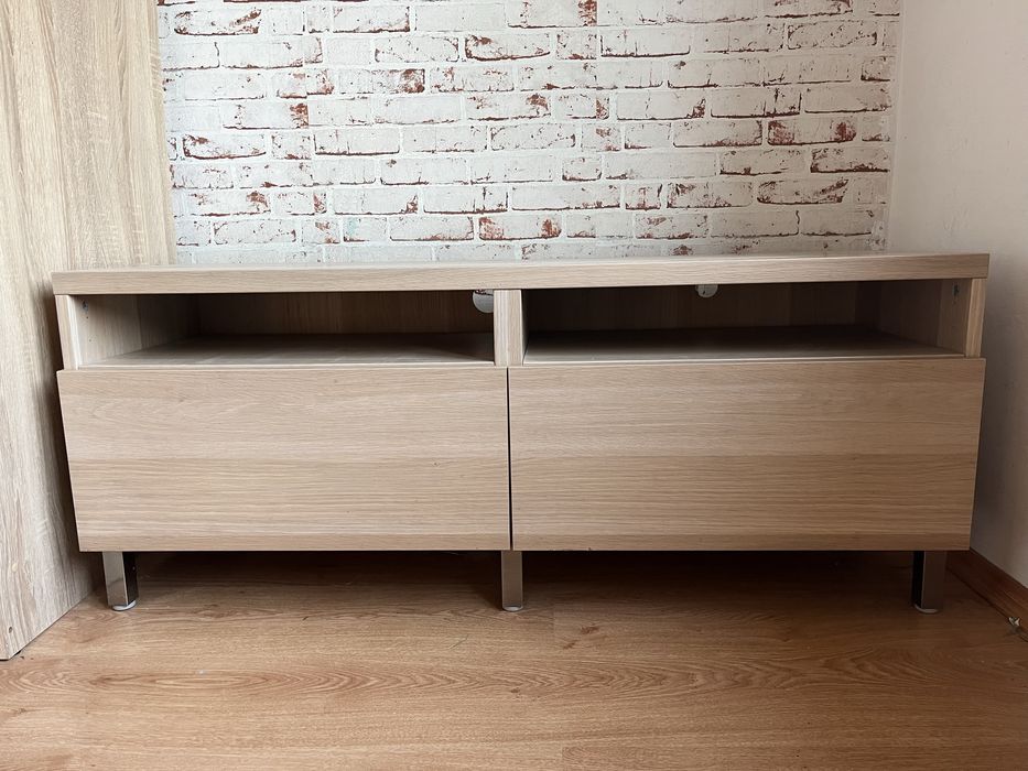 Szafka RTV z szufladami