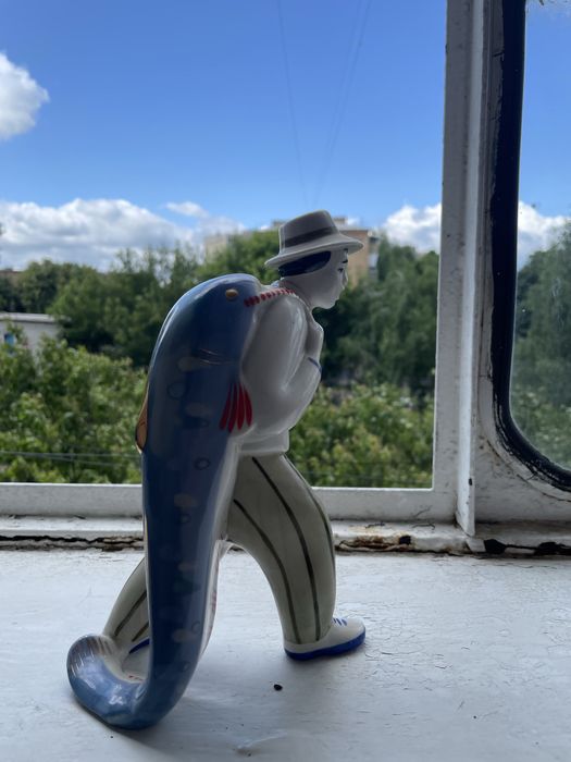 Рядянські статуетки.