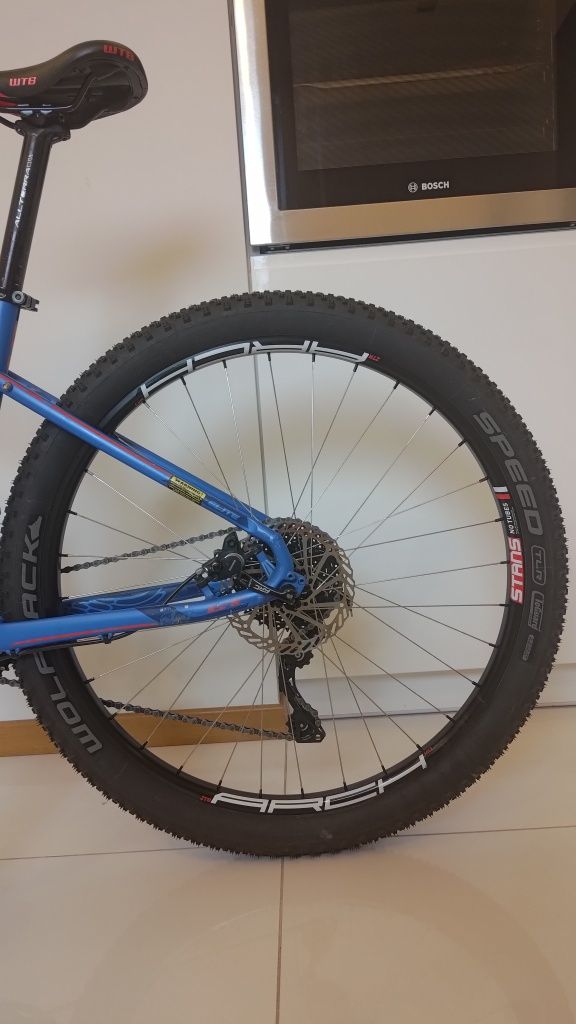 Rower górski MTB GT Avalanche Elite 27,5” lekkie koła