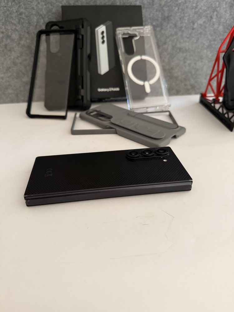Samsung Galaxy Z Fold 6 256GB Crafted Black (Aceito retomas)