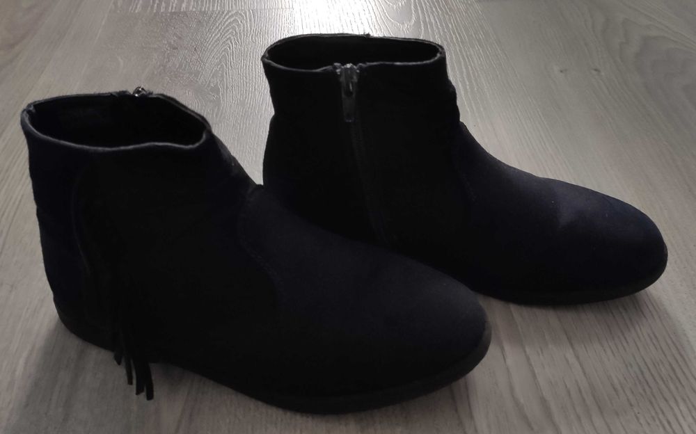 Botki dziewczęce Reserved rozm. 35