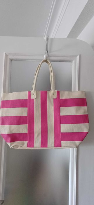 Saco de praia grande às riscas