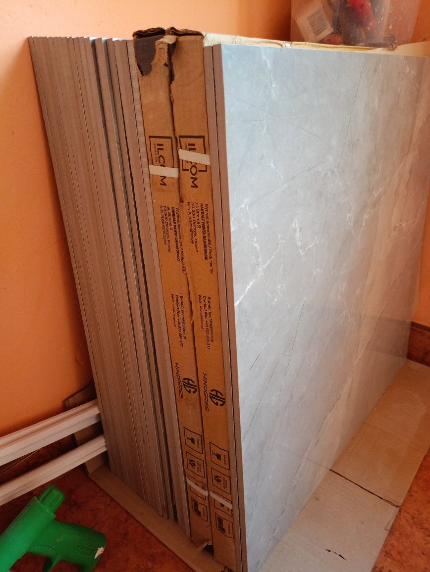 Płytki gresowe 60x60. .10m2