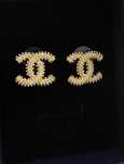 Серьги Chanel в желтом цвете