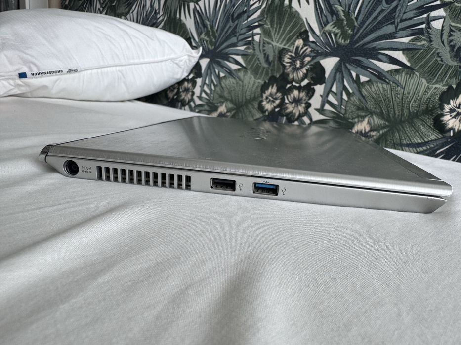 Sony Vaio Ultrabool Core i5 - ecrã sem funcionar