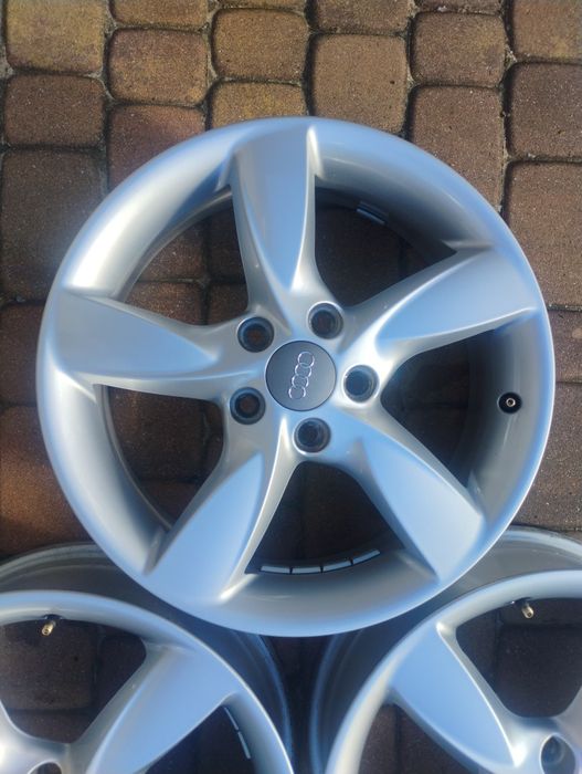 8V0 Oryginał felgi 17cali Audi S-line A3 S3 A4 B6 ,B7