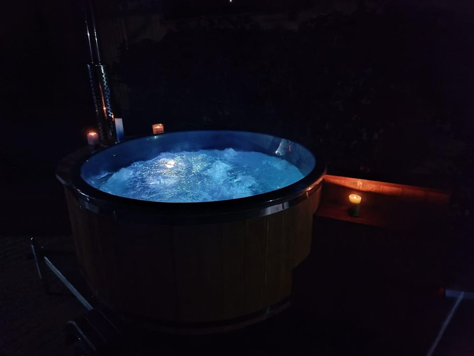 Mobilna balia bania jacuzzi wynajem impreza