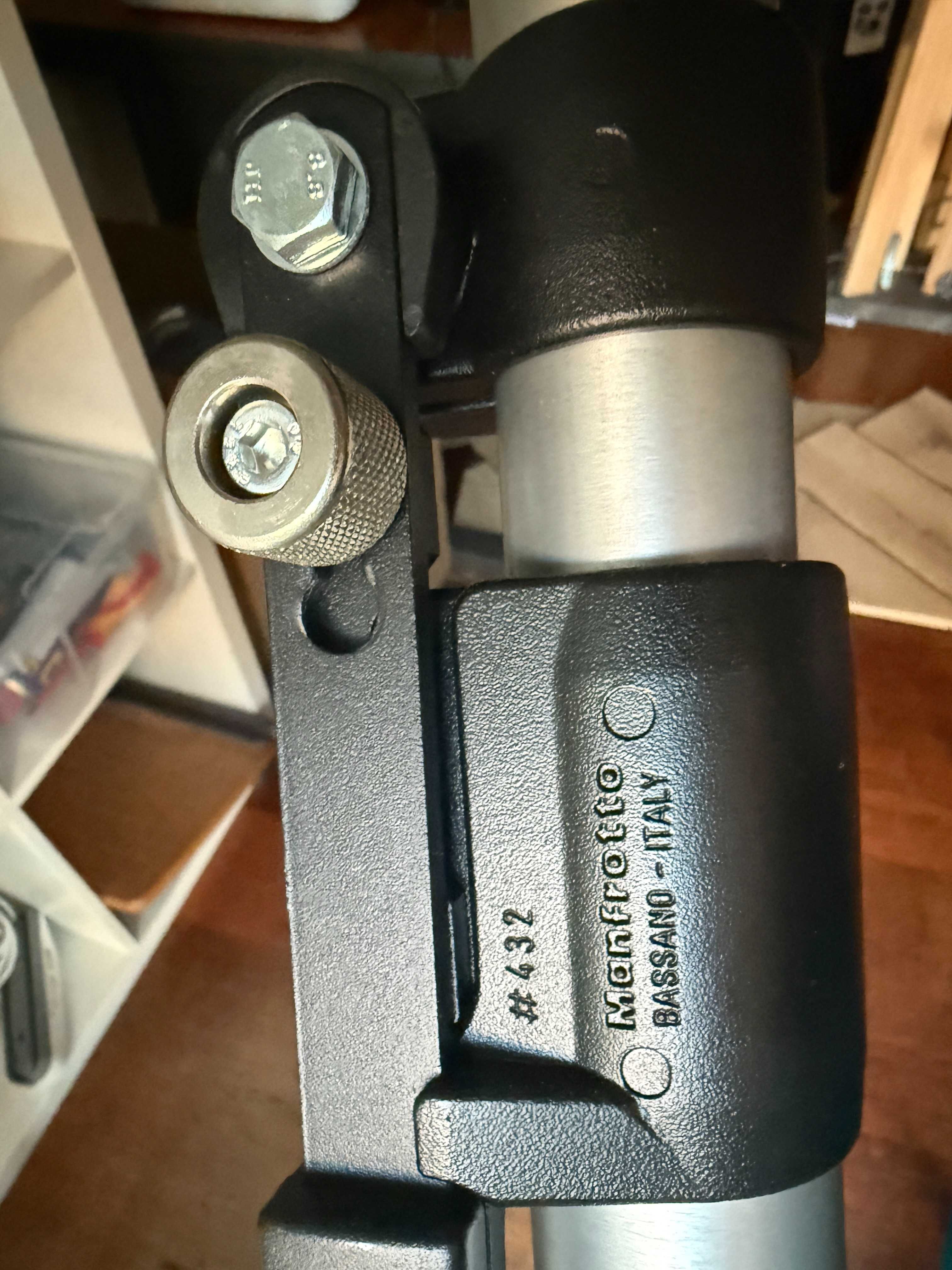 Manfrotto Autopole2 432 2,7m