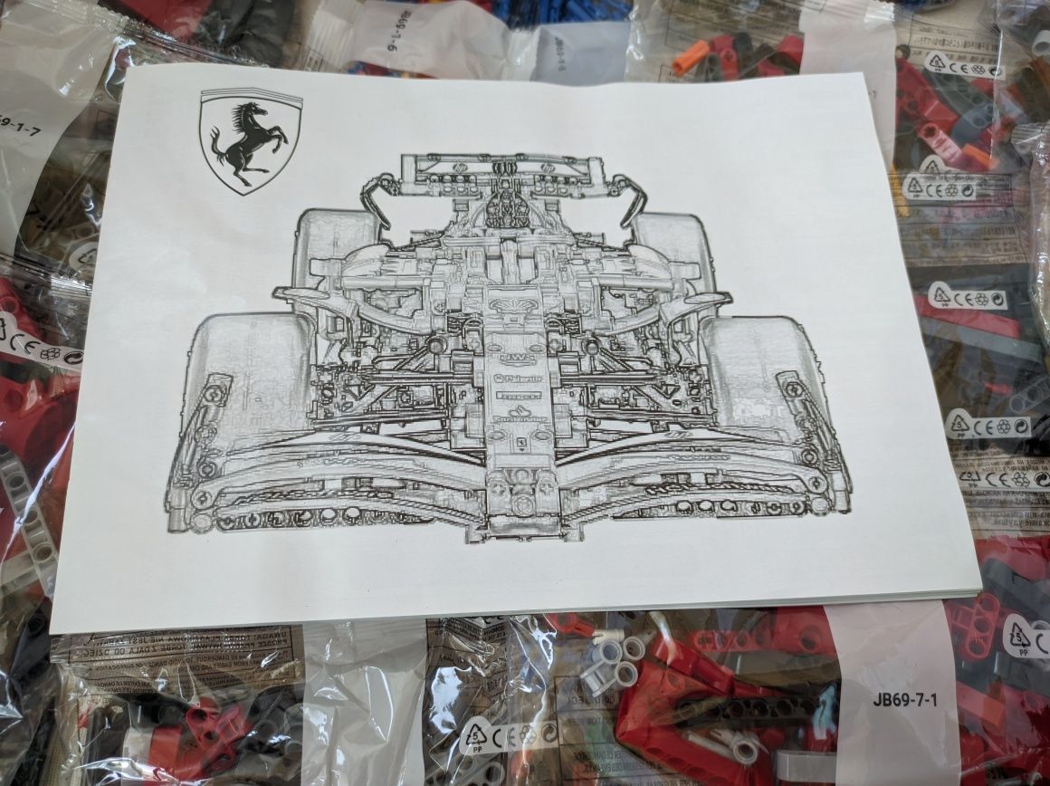 Новий! Конструктор Ferrari SF-24 F1 (аналог 42207)