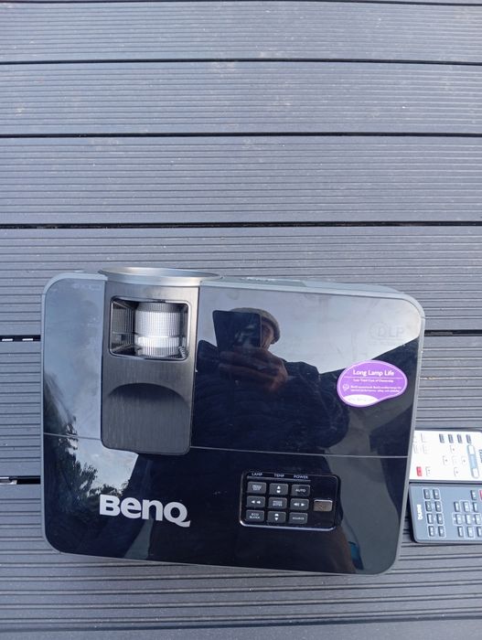 Projektor BENQ hdmi
