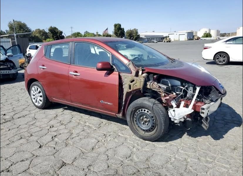 Nissan Leaf SV 2015