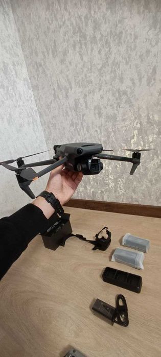 DJI Mavic 3 — новий, повний комплект