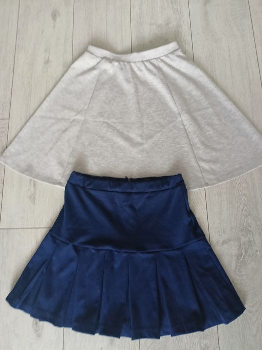 Spódniczki rozm.152/158 Reserved