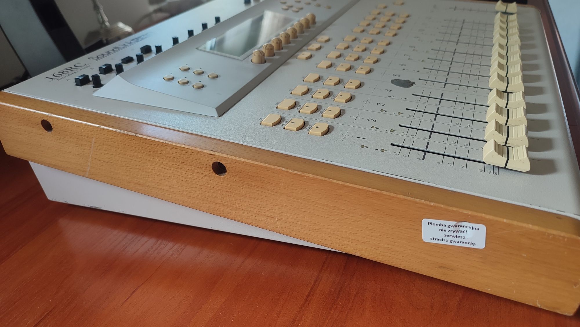 Mikser Korg 166RC