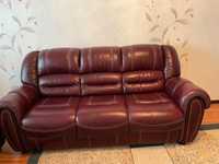 Продам кожаный диван+кресло