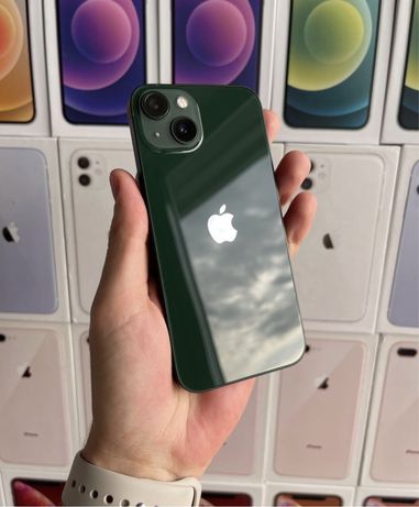 Телефон iPhone 13 green