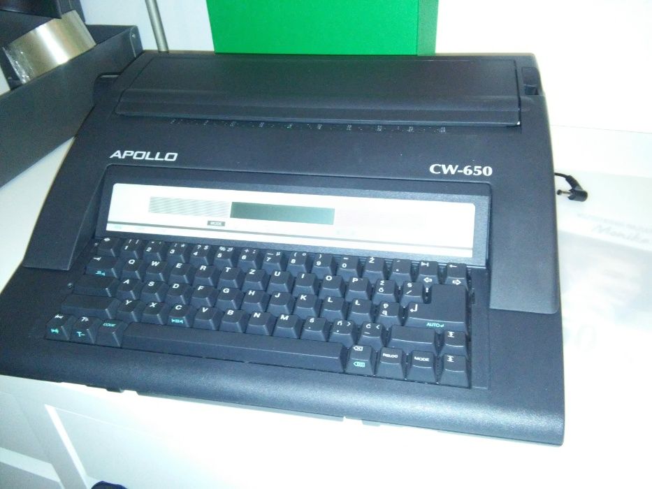 Elektroniczna Maszyna do pisania Casio Apollo CW-650