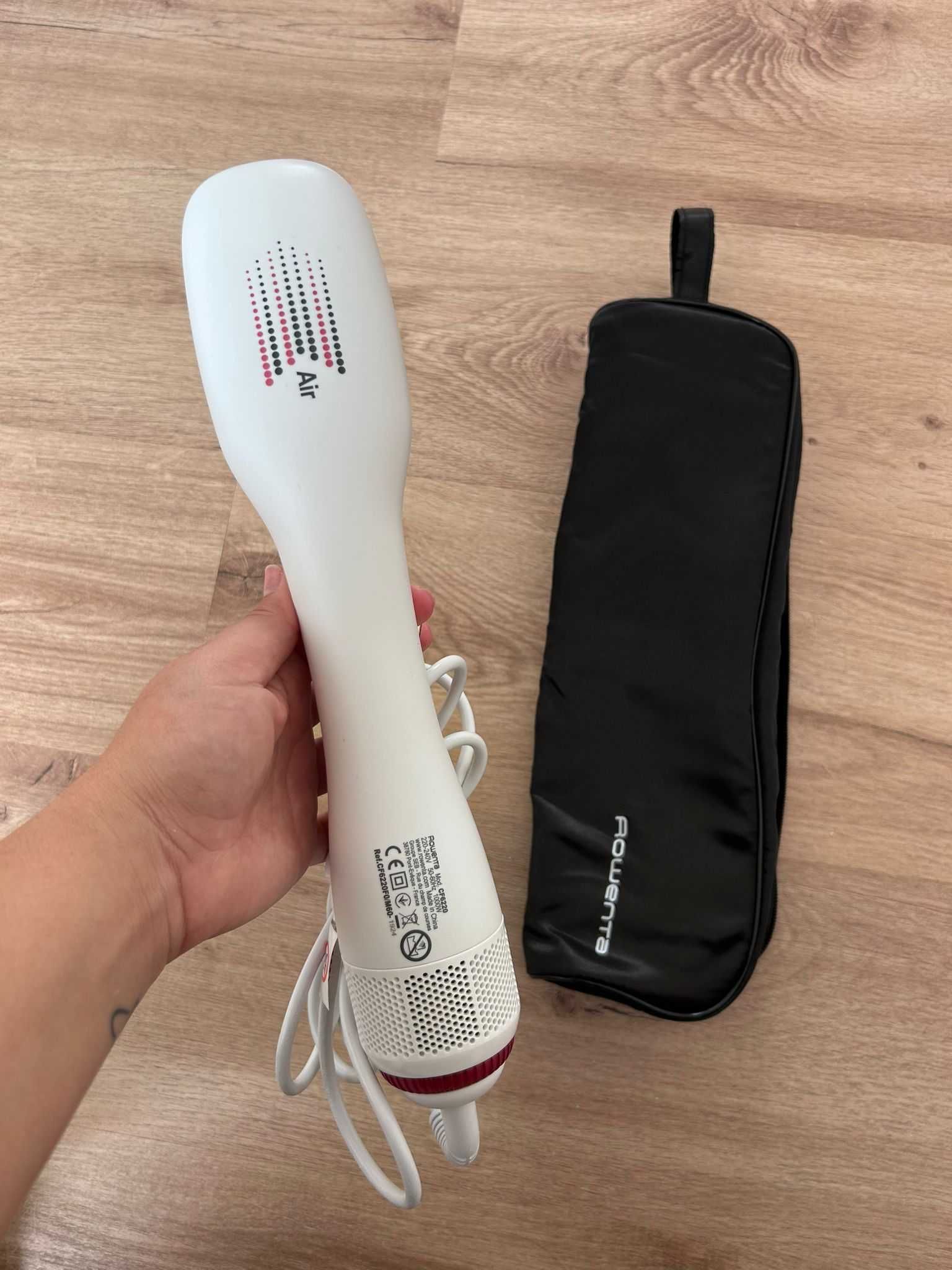 Rowenta Power Straight Escova Alisadora