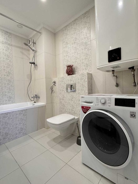 БЕЗ КОМІСІЇ! Єоселя!Продається 4-к таунхаус в Святопетрівському районі