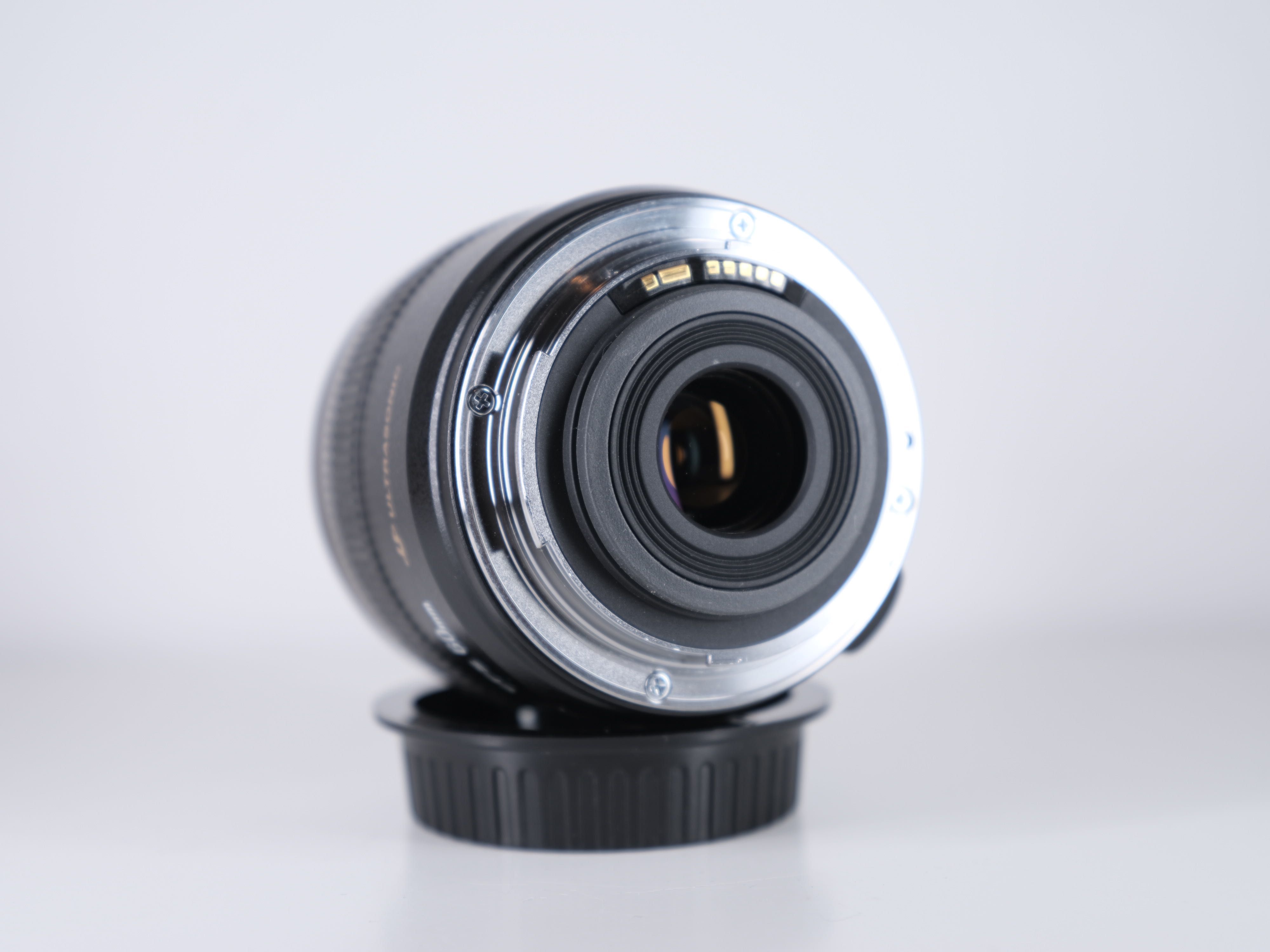 Canon EF-S 60mm f/2.8 Macro USM + гарантія / без передоплат