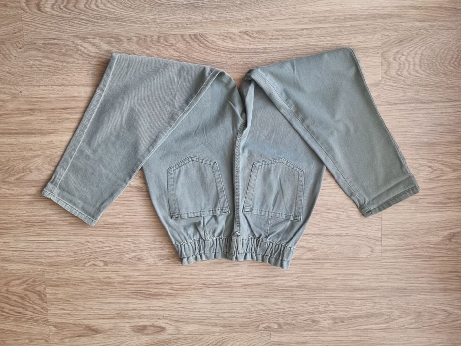 OFERTA PORTES - Calças Balloon Verdes Tropa Stradivarius (Tamanho XS)