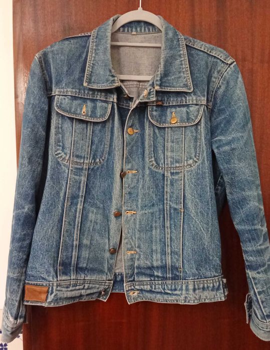 Casacos de ganga e capa.