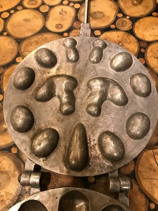 Горішниця з білочкою СРСР