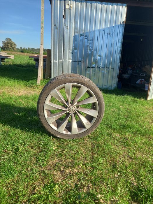 Sprzedam alufelgi 235/40 R18