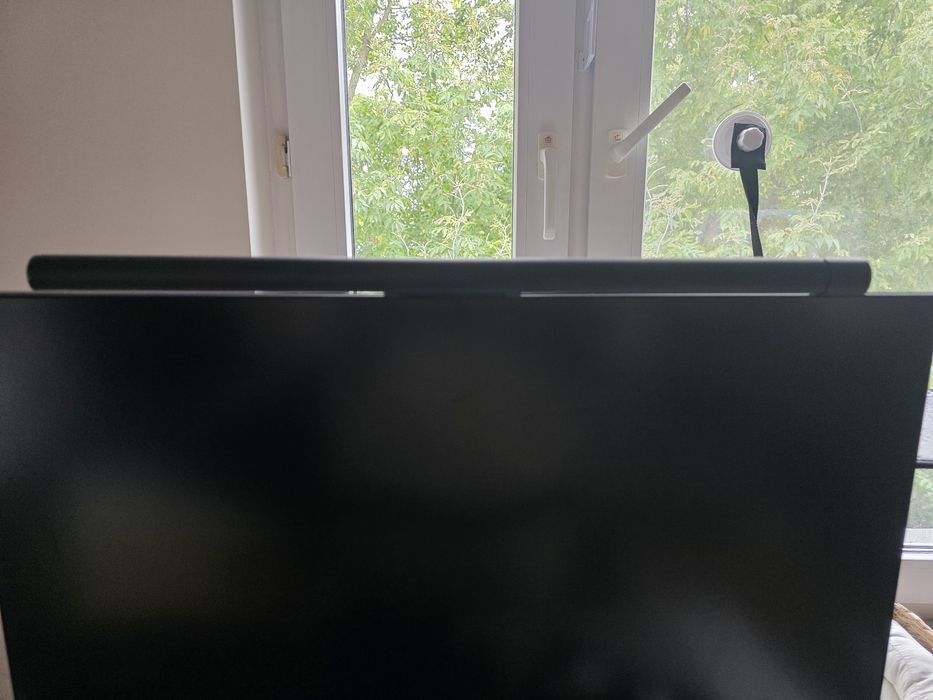 Lampa led na monitor