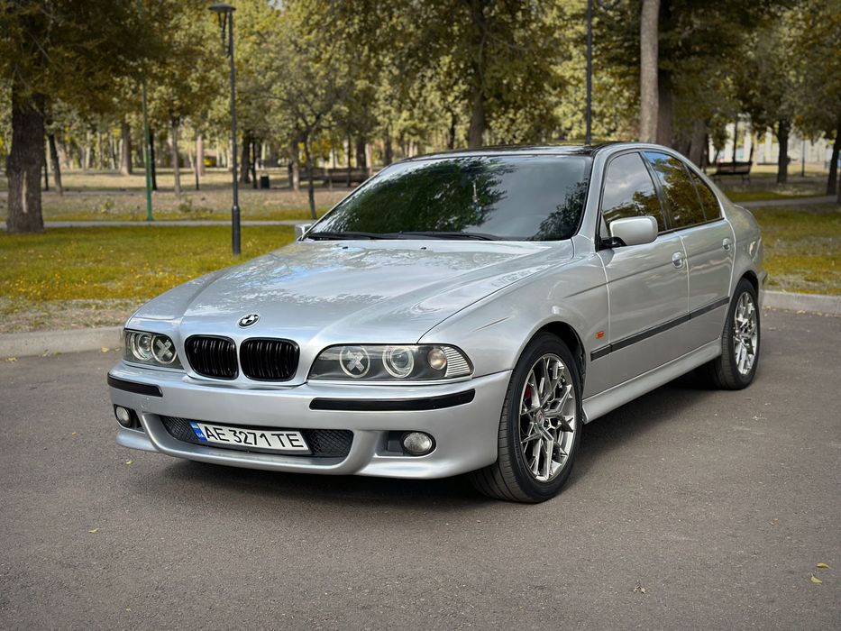 BMW E39 528i МКПП
