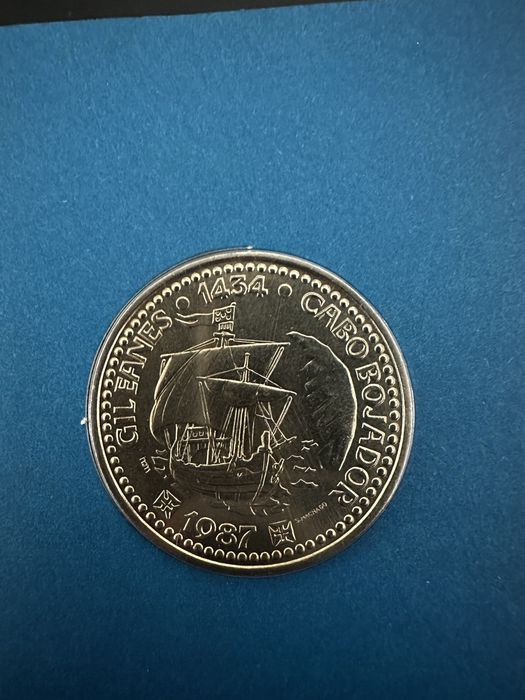 Moeda comemorativa de 100 Escudos