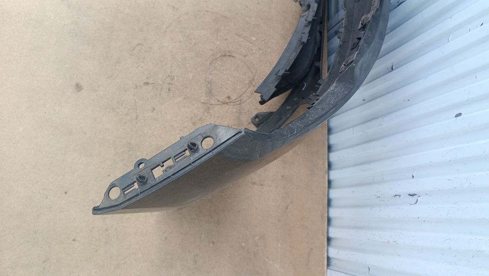 Vendo parachoque de frente Peugeot 308 ano 2013/17