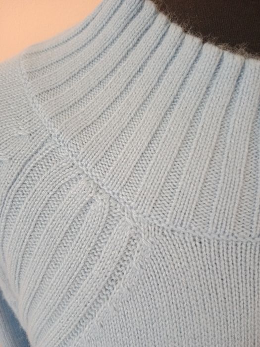 Sweter damski r.44-46