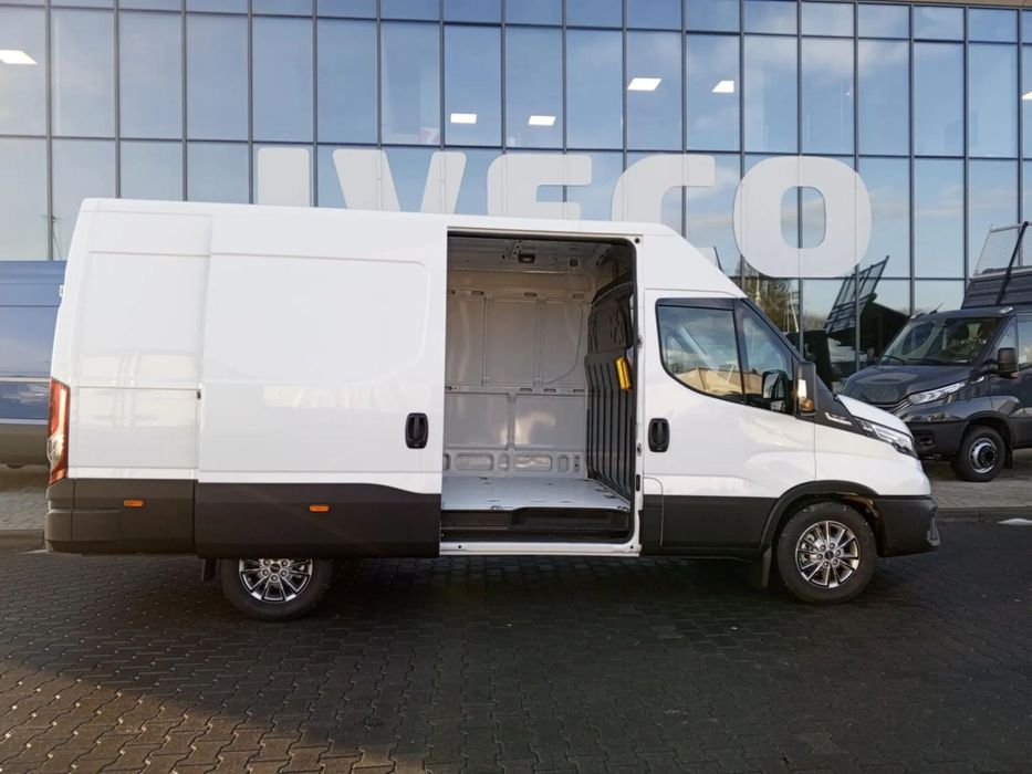 Iveco Daily 35S18HA8V  12m3! Ledy,  3.0. 180km AUTOMAT, alufelgi , LEdy, dostępny od ręki!
