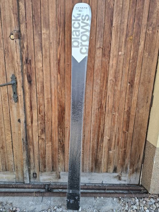 Narty zjazdowe all mountain Black Crows Justis 177 cm