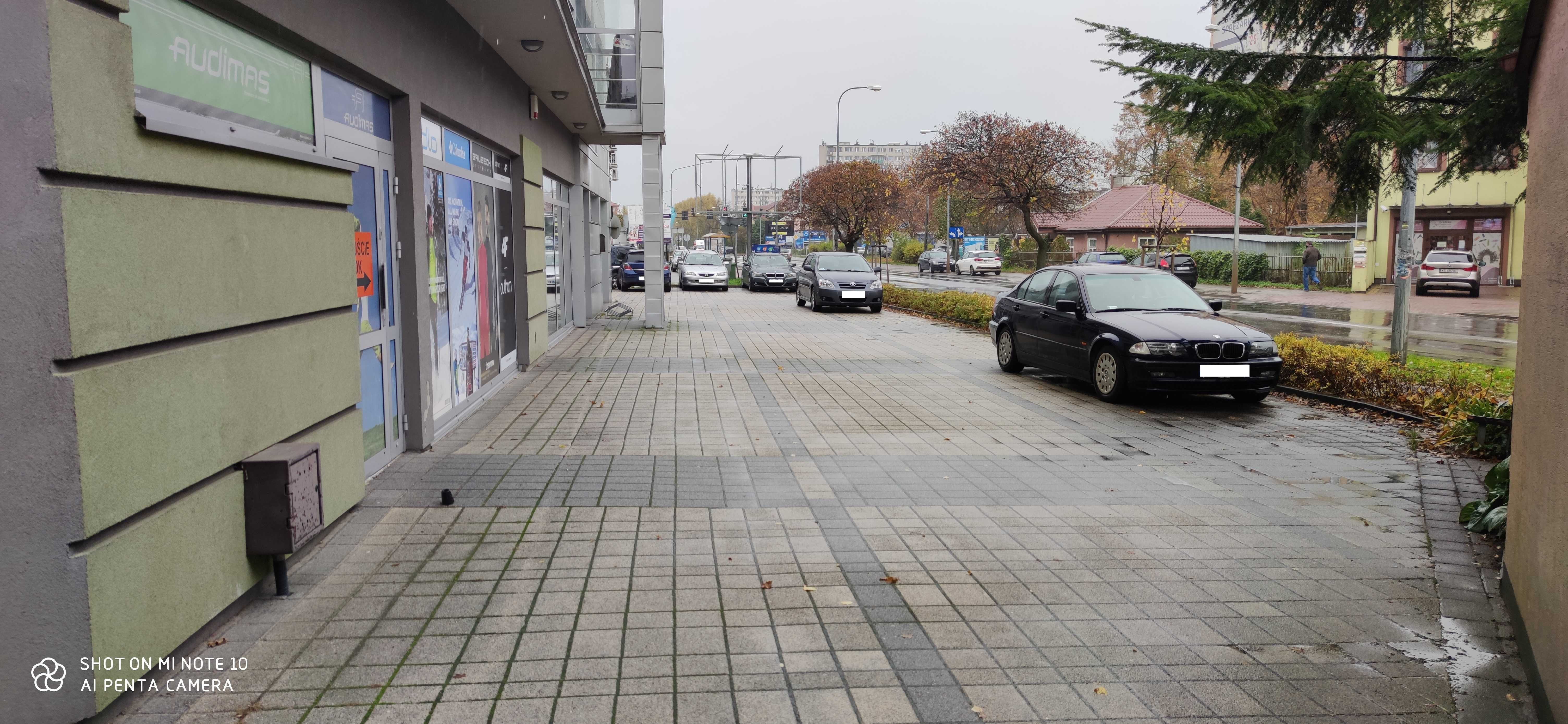 Wynajmę 1 lub 2 kondygnacje w budynku handlowym