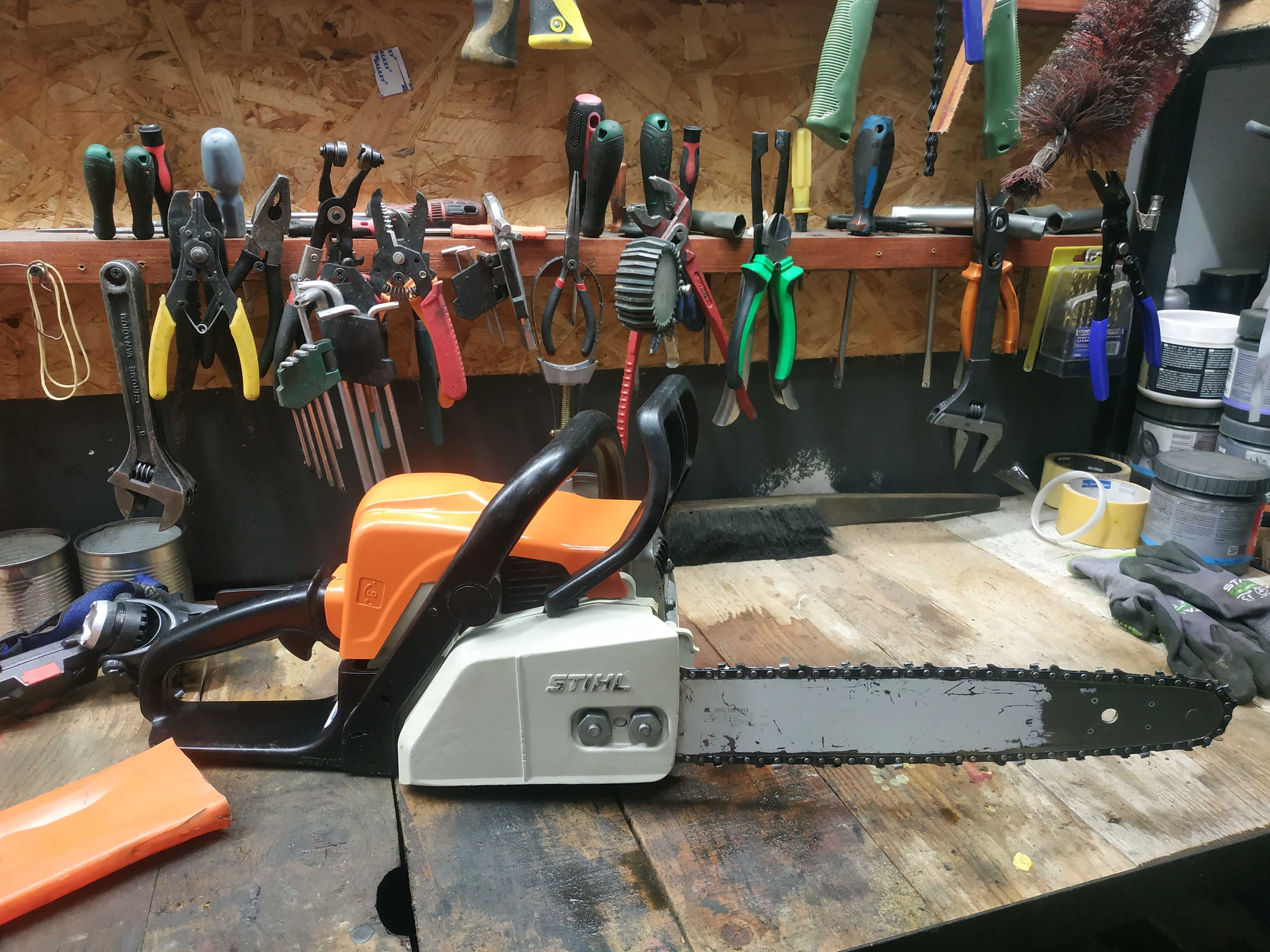 Piła spalinowa STIHL MS 170 – sprawna, gotowa do pracy