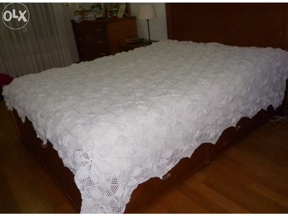 Colcha de cama de casal feita em croché